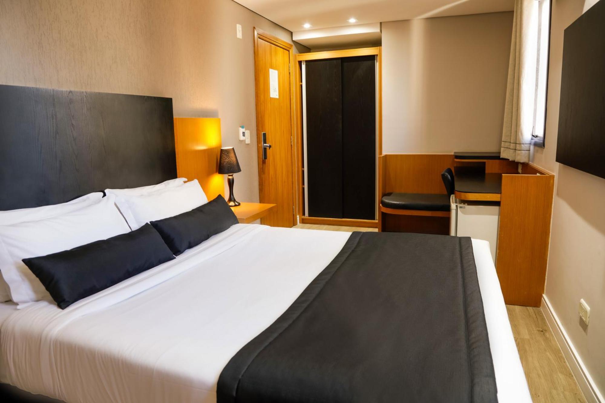 Slaviero Curitiba Batel Hotel Kültér fotó